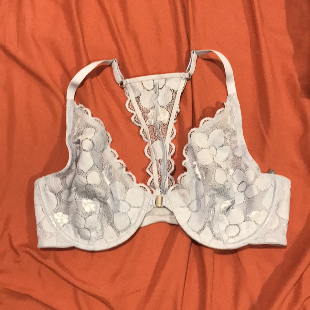 Aerie ~ pale blue lace front clasp halter bra